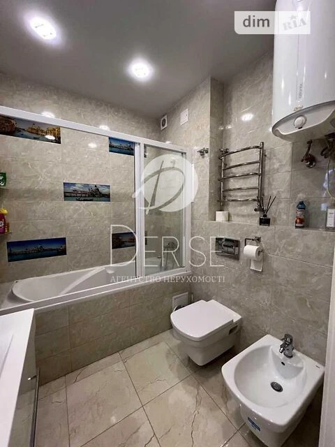 Продаж 1к квартири 40 кв. м на вул. Регенераторна 4К • ID 34