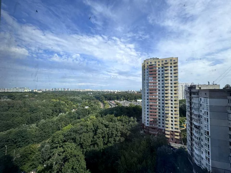 Квартира. Київ, Степана Руданського вул., (Будинок 1)