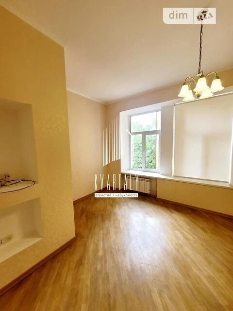 Продаж 3к квартири 73 кв. м на вул. Костельна 6 • ID 3481418