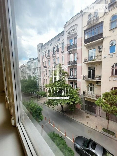 Продаж 3к квартири 73 кв. м на вул. Костельна 6 • ID 3481418