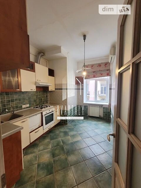 Продаж 3к квартири 73 кв. м на вул. Костельна 6 • ID 3481418