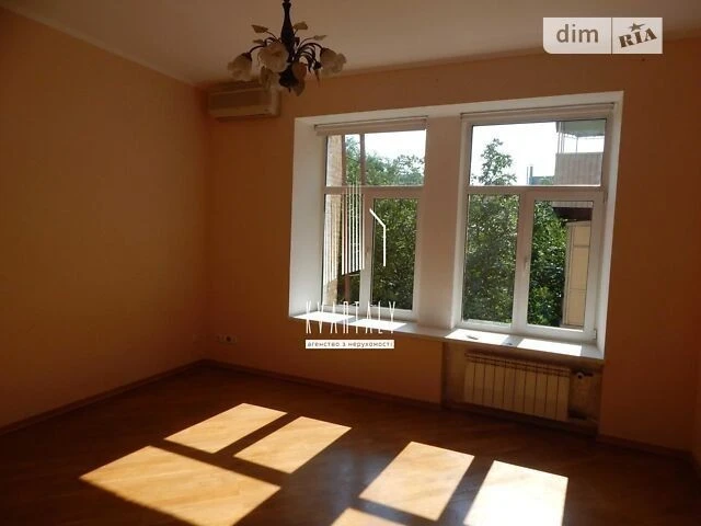 Продаж 3к квартири 73 кв. м на вул. Костельна 6 • ID 3481418