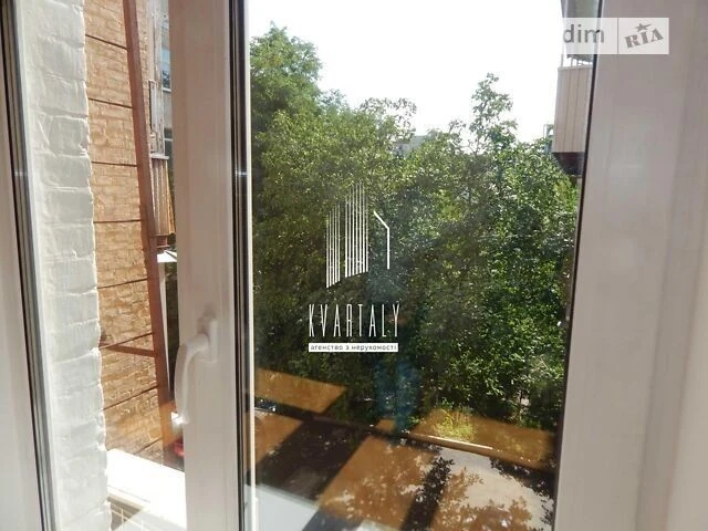 Продаж 3к квартири 73 кв. м на вул. Костельна 6 • ID 3481418