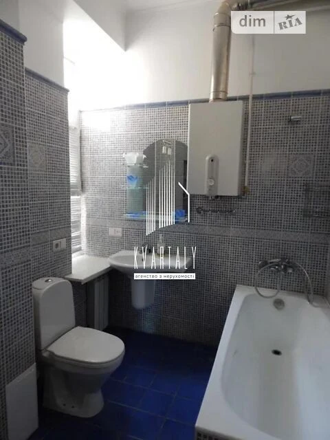 Продаж 3к квартири 73 кв. м на вул. Костельна 6 • ID 3481418