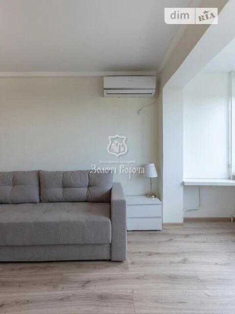 Продаж 1к квартири 32 кв. м на вул. Героїв полку АЗОВ 1 • ID