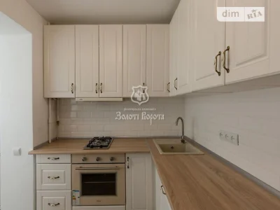 Продаж 1к квартири 32 кв. м на вул. Героїв полку АЗОВ 1 • ID