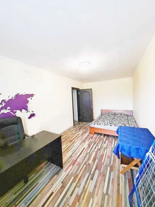 Продам 3 кім.квартиру 82 кв.м. Евроремонт, техніка, меблі