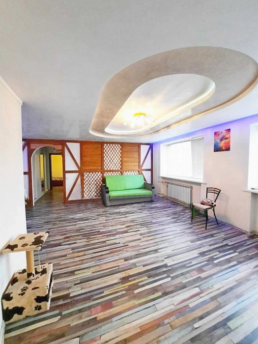 Продам 3 кім.квартиру 82 кв.м. Евроремонт, техніка, меблі