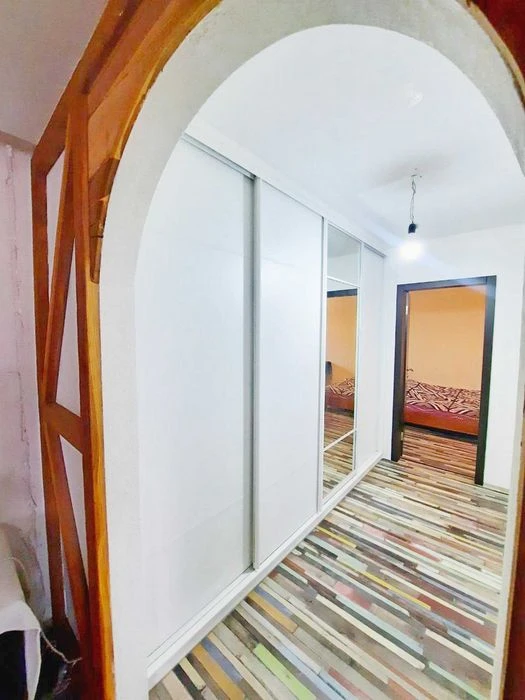 Продам 3 кім.квартиру 82 кв.м. Евроремонт, техніка, меблі