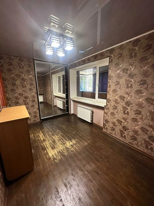 Продам 2-кімнатну квартиру в Інгульському районі, вул. Микол