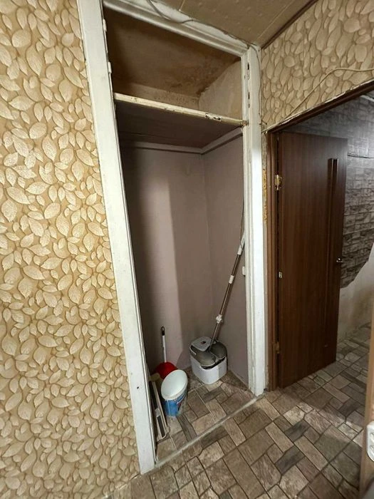 Продам 2-кімнатну квартиру в Інгульському районі, вул. Микол