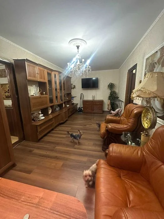 Продам затишну 3-кімнатну квартиру в Інгульському районі — С