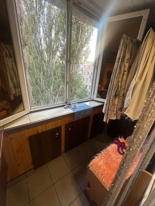 Продам затишну 3-кімнатну квартиру в Інгульському районі — С