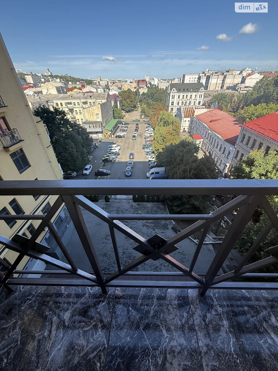 Продаж Квартира Поділ