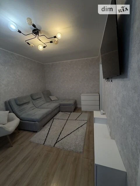 Продаж 1к квартири 30 кв. м на вул. Василя Касіяна 2Б • ID 3