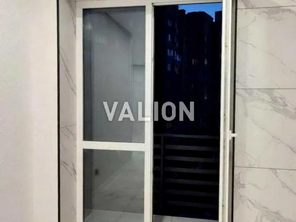 Apartment. Kyiv, Obukhivska St., 91 a