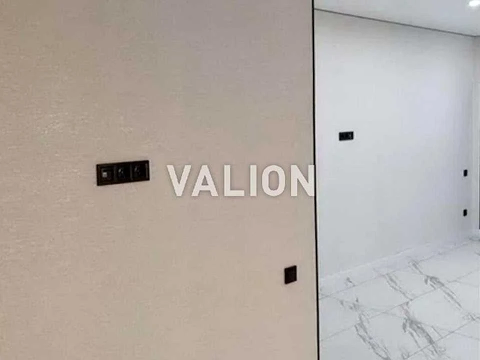 Apartment. Kyiv, Obukhivska St., 91 a