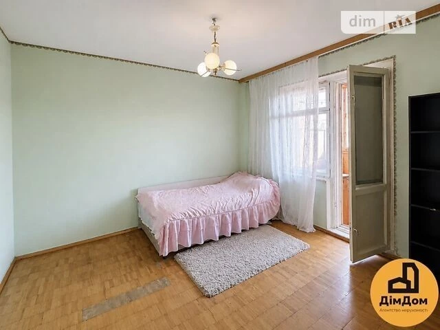 Продаж 2к квартири 56.9 кв. м на вул. Братства тарасівців 5А