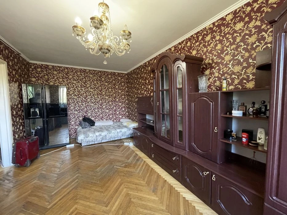 Продам однокімнатну квартиру в Соломянському районі Києва