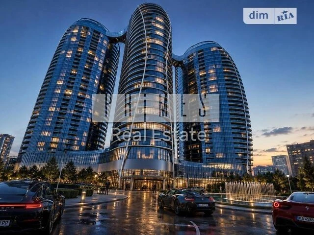 Продаж 2к квартири 82 кв. м на вул. Іоанна Павла II 12 • ID