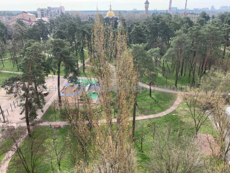 Продаж 3-кімн. квартири, 9/9 пов, 69. 9 м², Київ – чудовий в