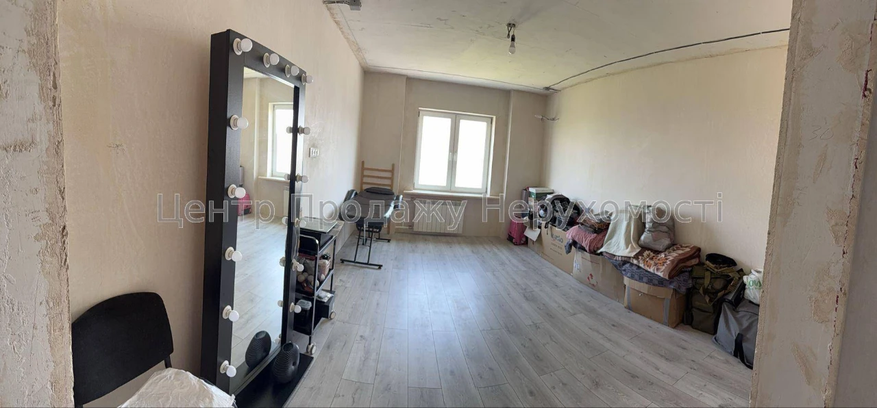 Продаж 3-кімнатної квартири в Києві