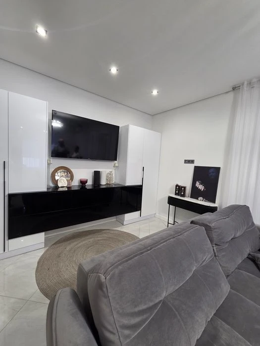Продам котедж 135 квадратів є газ-228000₴