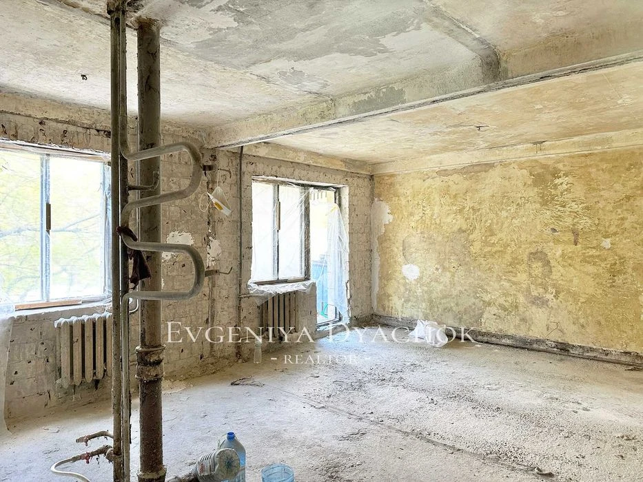 Apartment for sale - Zdanovska St., 21/14 - Vasylkiv metro station