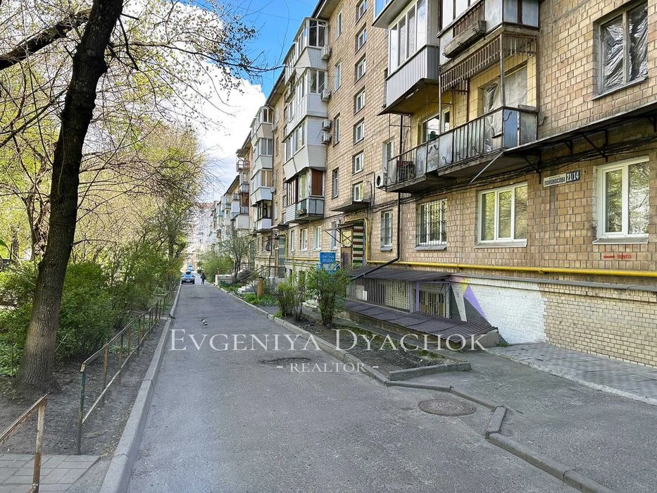 Apartment for sale - Zdanovska St., 21/14 - Vasylkiv metro station