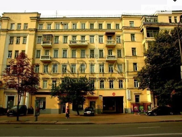 Продаж 2к квартири 43 кв. м на вул. Івана Мазепи 14 • ID 348