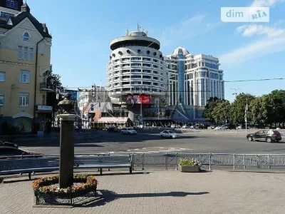 Продаж 2к квартири 43 кв. м на вул. Івана Мазепи 14 • ID 348