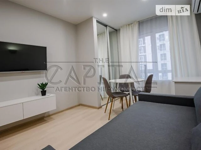Sale of 2-room apartment 42 sq. m. on Mykhaylo Maksimovicha st. 24 •