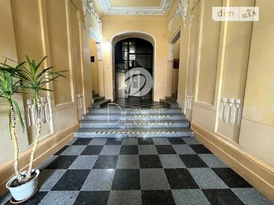 Продаж 6к квартири 186.1 кв. м на вул. Євгена Чикаленка 21 •