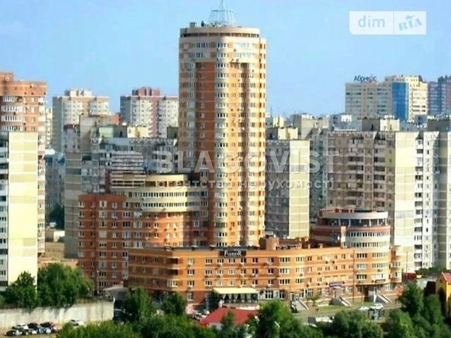 Продаж 1к квартири 67 кв. м на вул. Срібнокільська 12 • ID 3