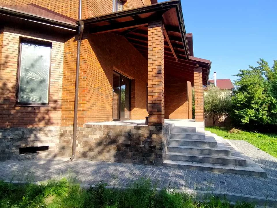 Будинок. Київ, Василівська вул.