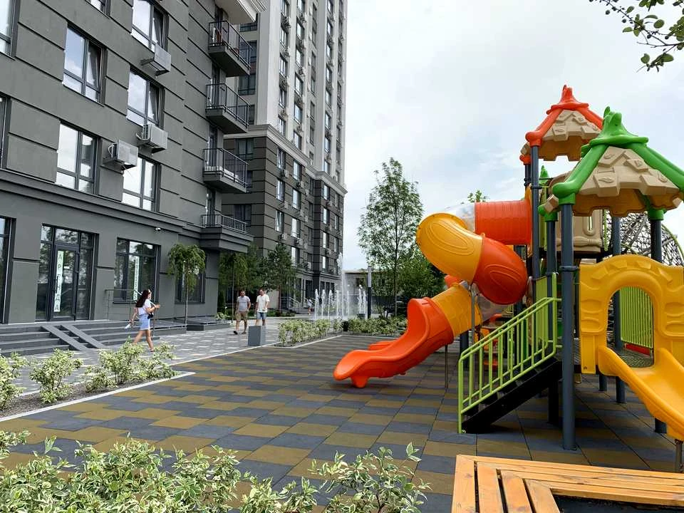 Квартира. Київ, Кам'янська вул. (Дніпродзержинська)