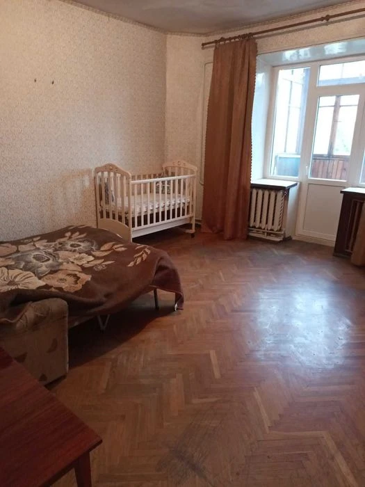 Предлагается к продаже 2-х комнатная квартира в самом центре