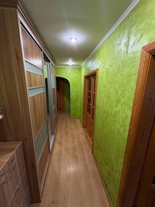 Продаж 3-х кімнатної квартири