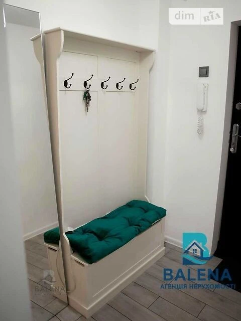 Довготривала оренда 1к квартири на вул. Василя Яна 16 • ID 3