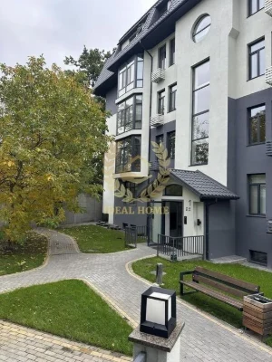 Продаж дворівневої 3к. квартири, м. Сирець