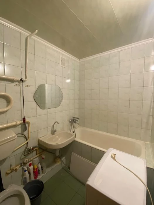 Продаж квартири з окремими кімнатами
