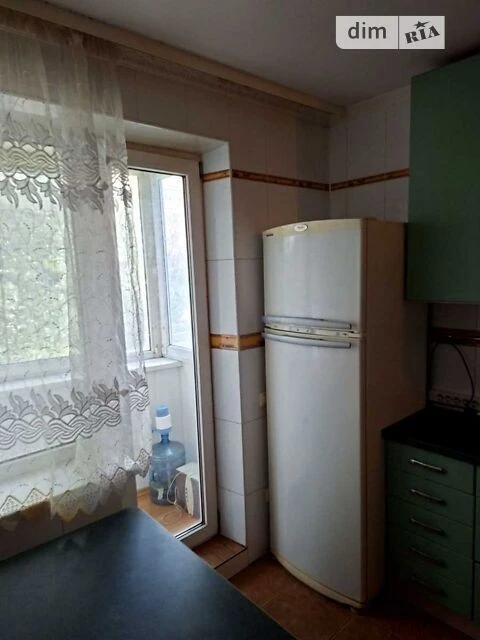 Довготривала оренда 3к квартири на просп. Берестейський 93 •