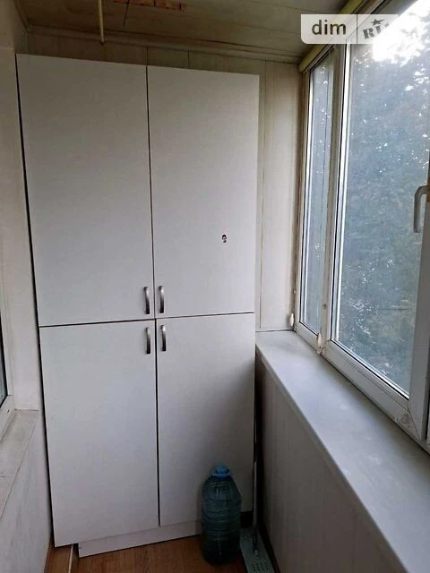 Довготривала оренда 3к квартири на просп. Берестейський 93 •