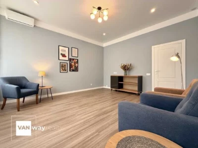 Продаж 3-кімнатної квартири 78.12 м², Академіка Богомольця в