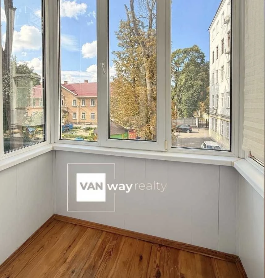 Продаж 3-кімнатної квартири 78.12 м², Академіка Богомольця в