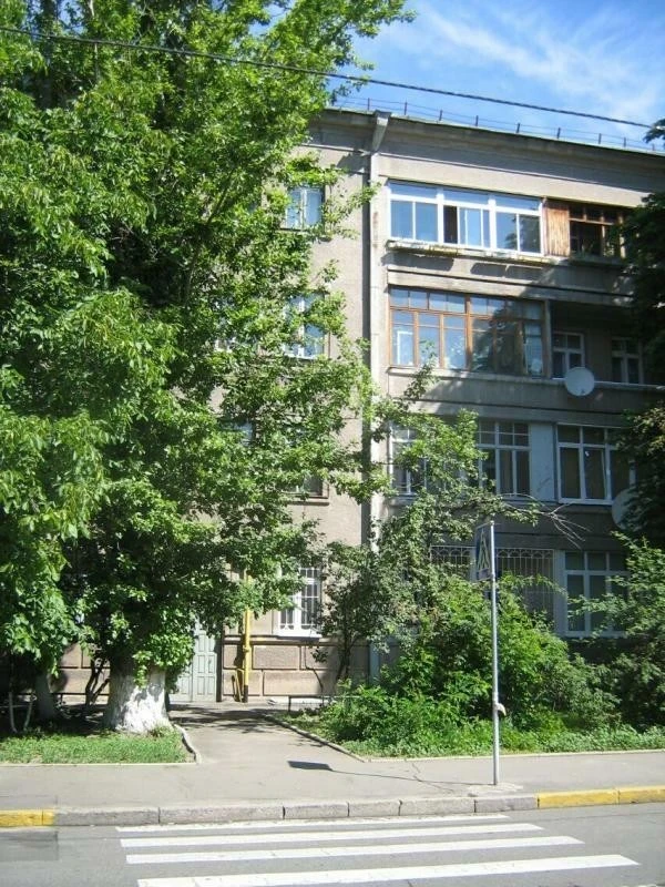 Продаж 3-кімнатної квартири 78.12 м², Академіка Богомольця в