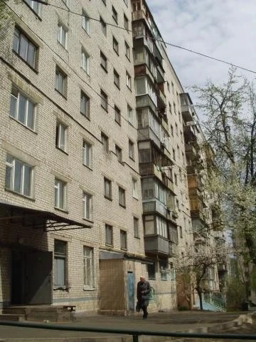 Продаж 1-кімнатної квартири 31.5 м², Гладківська вул., 1/7