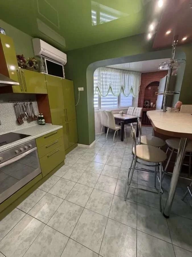 Продаж 4-кімнатної квартири 98 м², Петра Григоренка просп.,