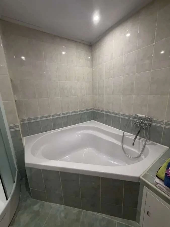 Продаж 4-кімнатної квартири 98 м², Петра Григоренка просп.,