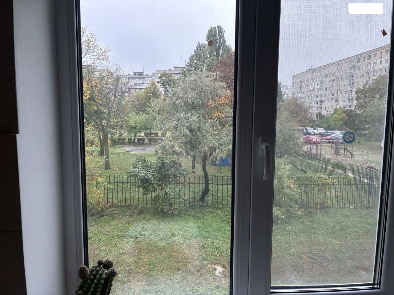 Продаж 2-кімнатної квартири 59.3 м², Березняківська вул., 14